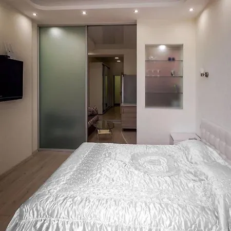 студия-спальня с видом на море и аркадию Apartment *
