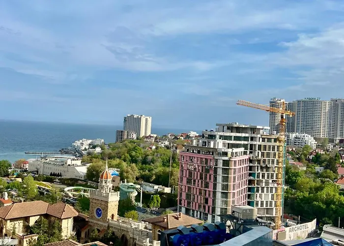 студия-спальня с видом на море и аркадию Одеса